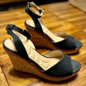 Black Wedge - CL by Laundry - Never Worn